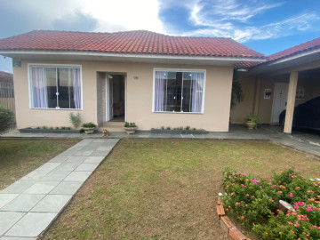 Casa à Venda