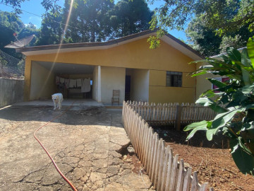 Casa à Venda